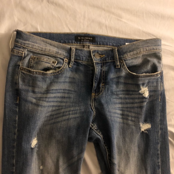 Banana Republic Girlfriend Jean - Picture 6 of 8